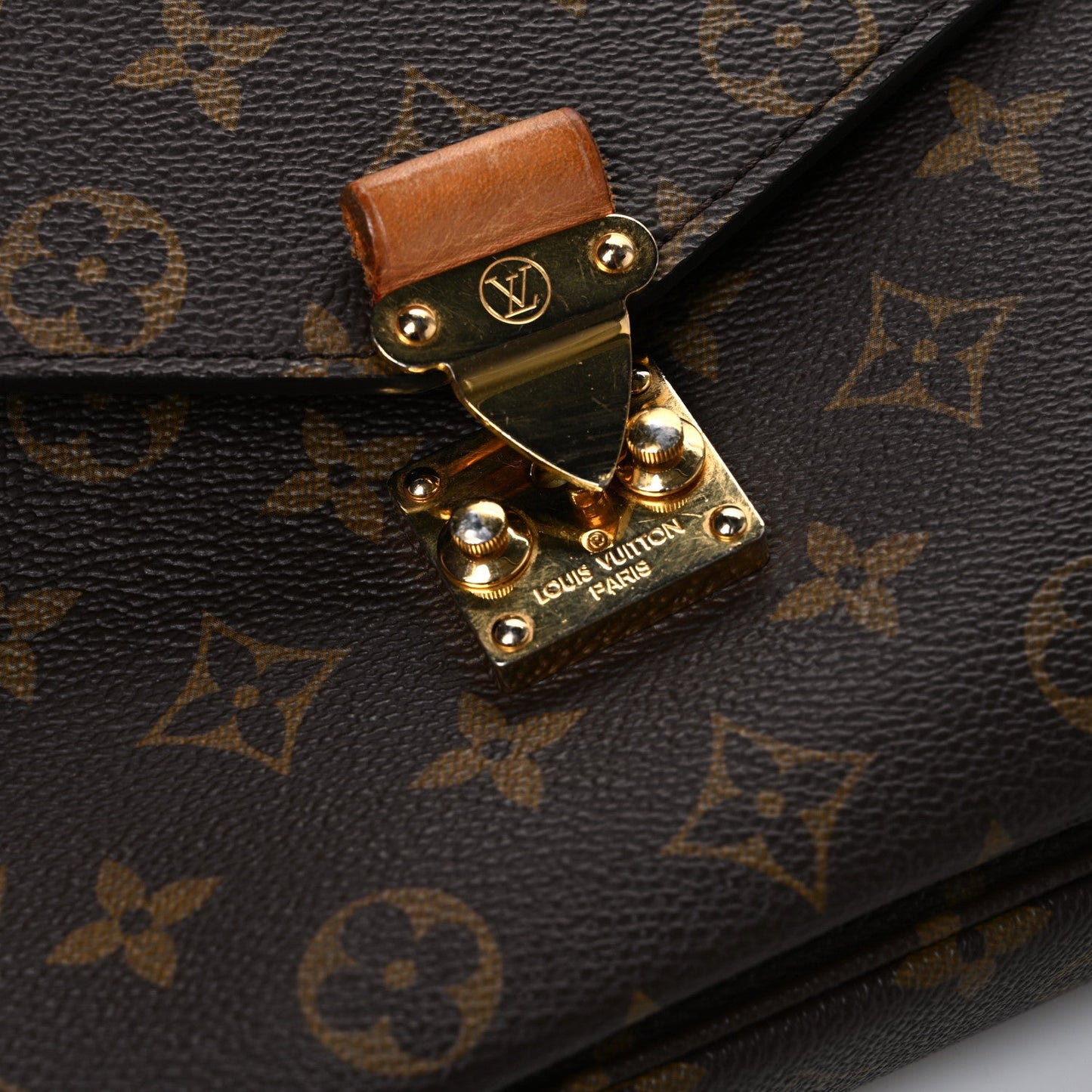 Monogram Pochette Metis