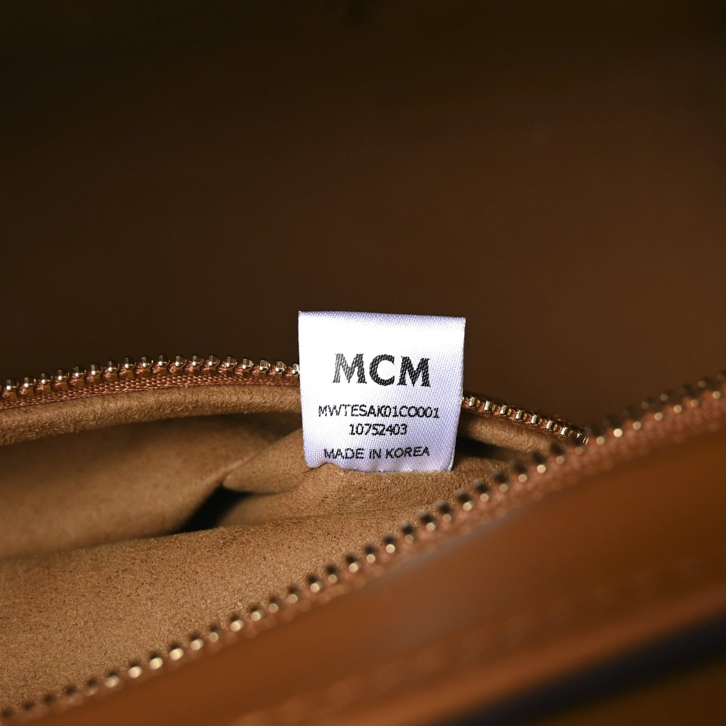 Visetos Calfskin Medium Diamond Tote Cognac