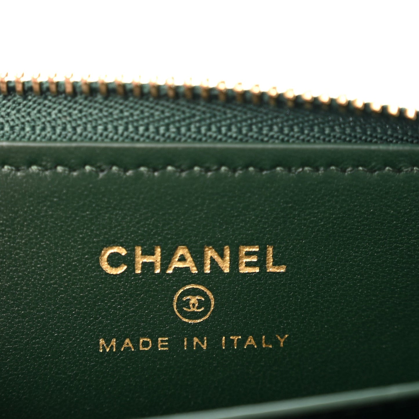 Calfskin Crocodile Embossed Crococo Zip Coin Purse Emerald