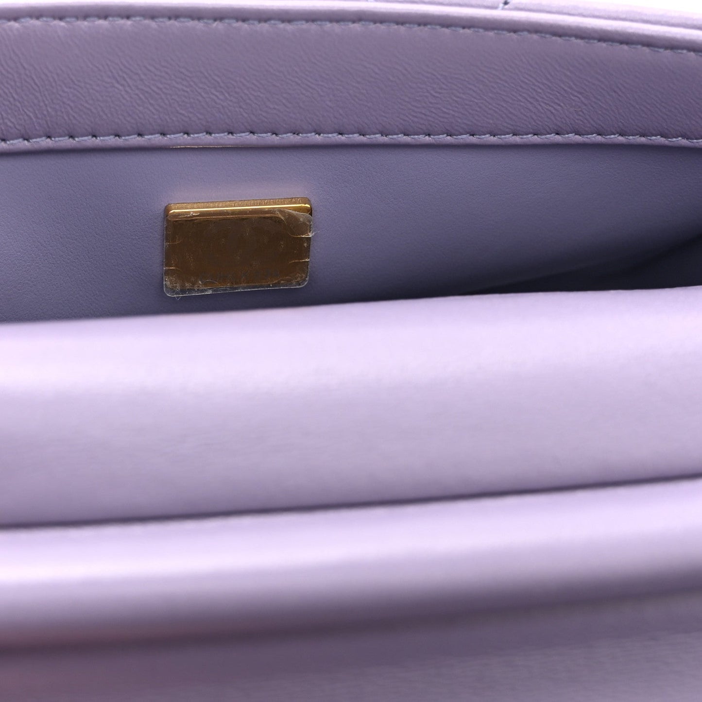 Shiny Lambskin Quilted Mini Pearl Logo Flap Light Purple