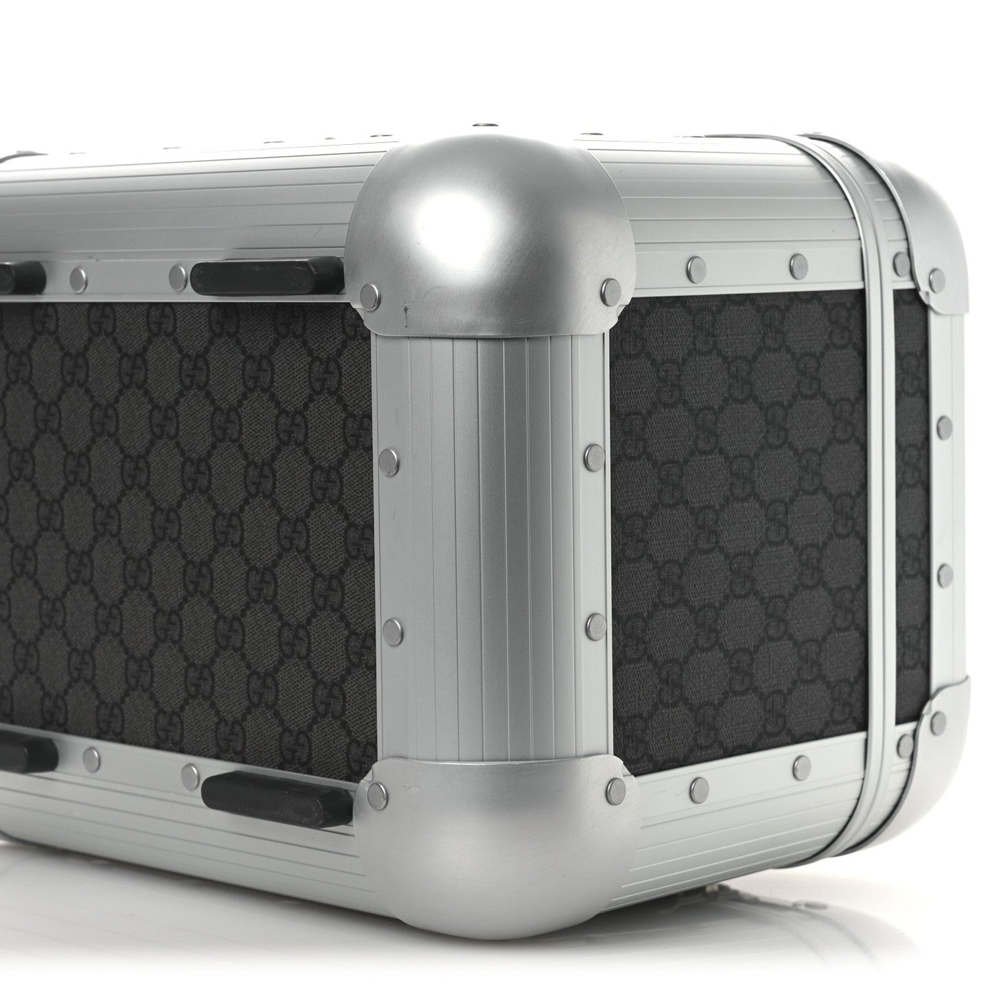 GG Supreme Monogram Aluminum Porter Beauty Case Silver