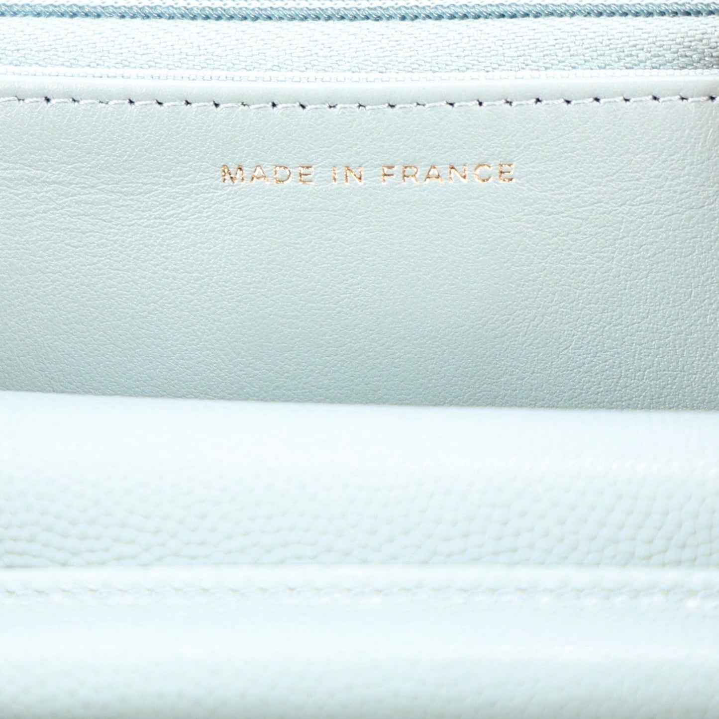 Caviar Quilted Wallet on Chain WOC Grey