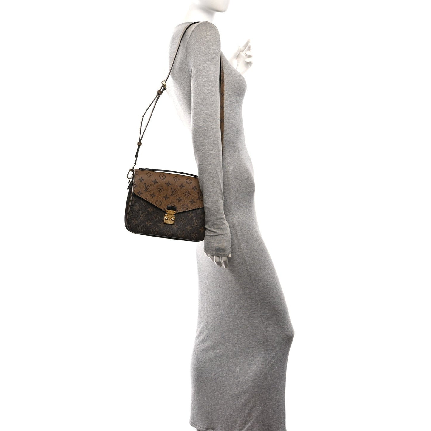 Reverse Monogram Pochette Metis