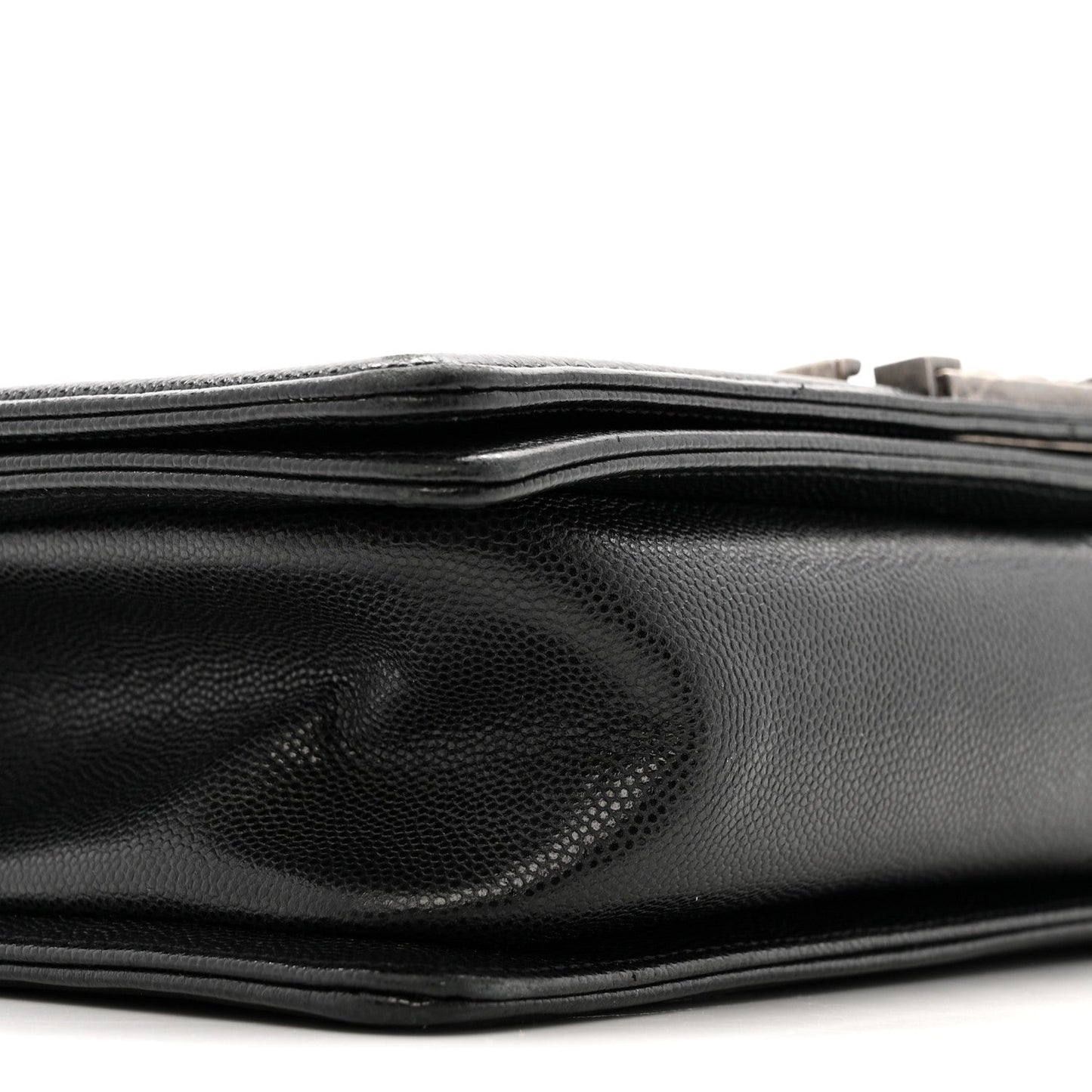 Caviar Quilted Medium Boy Flap Black