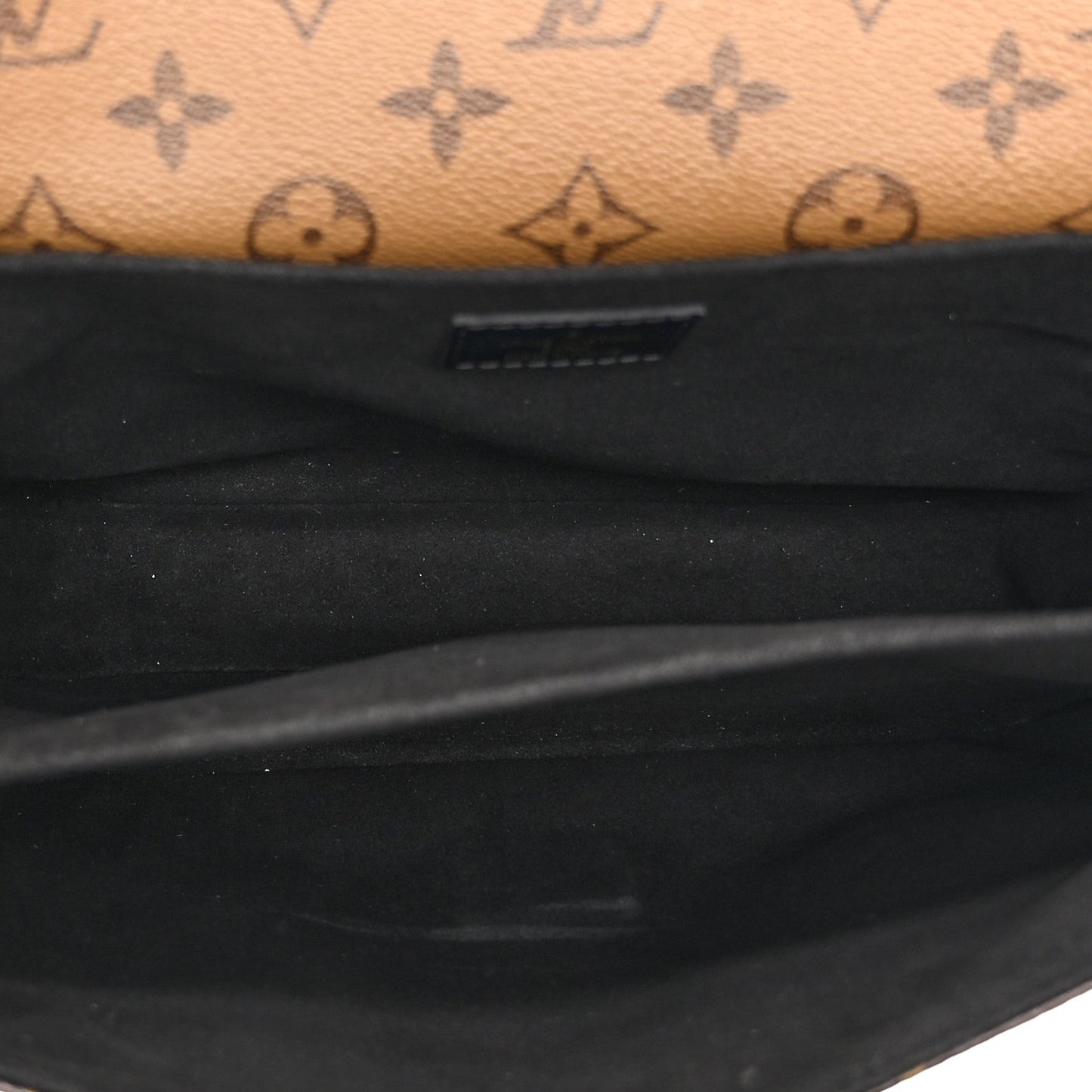 Reverse Monogram Pochette Metis