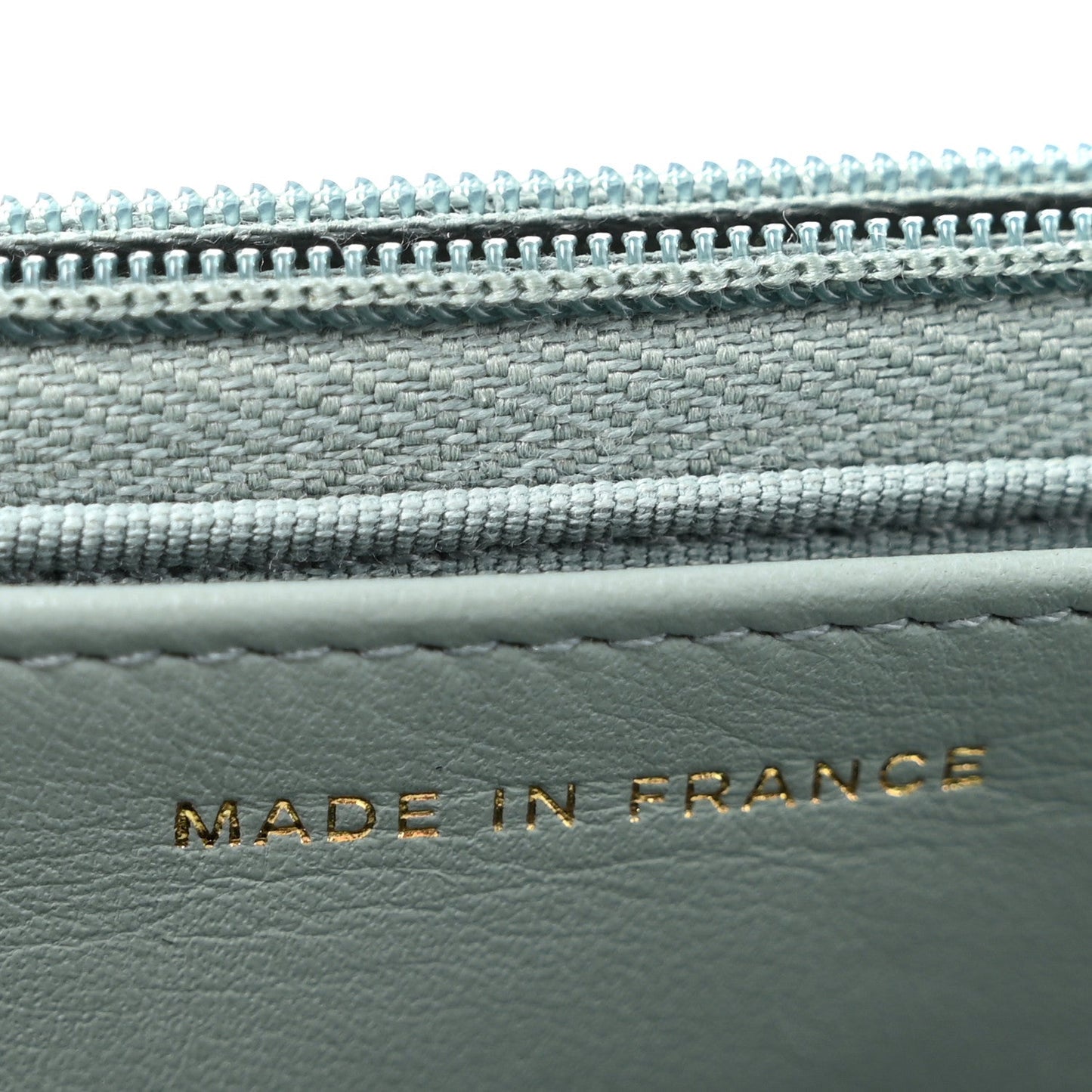 Caviar Quilted Wallet on Chain WOC Light Blue