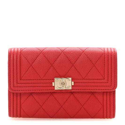 Caviar Quilted Medium Boy Flap Wallet Red