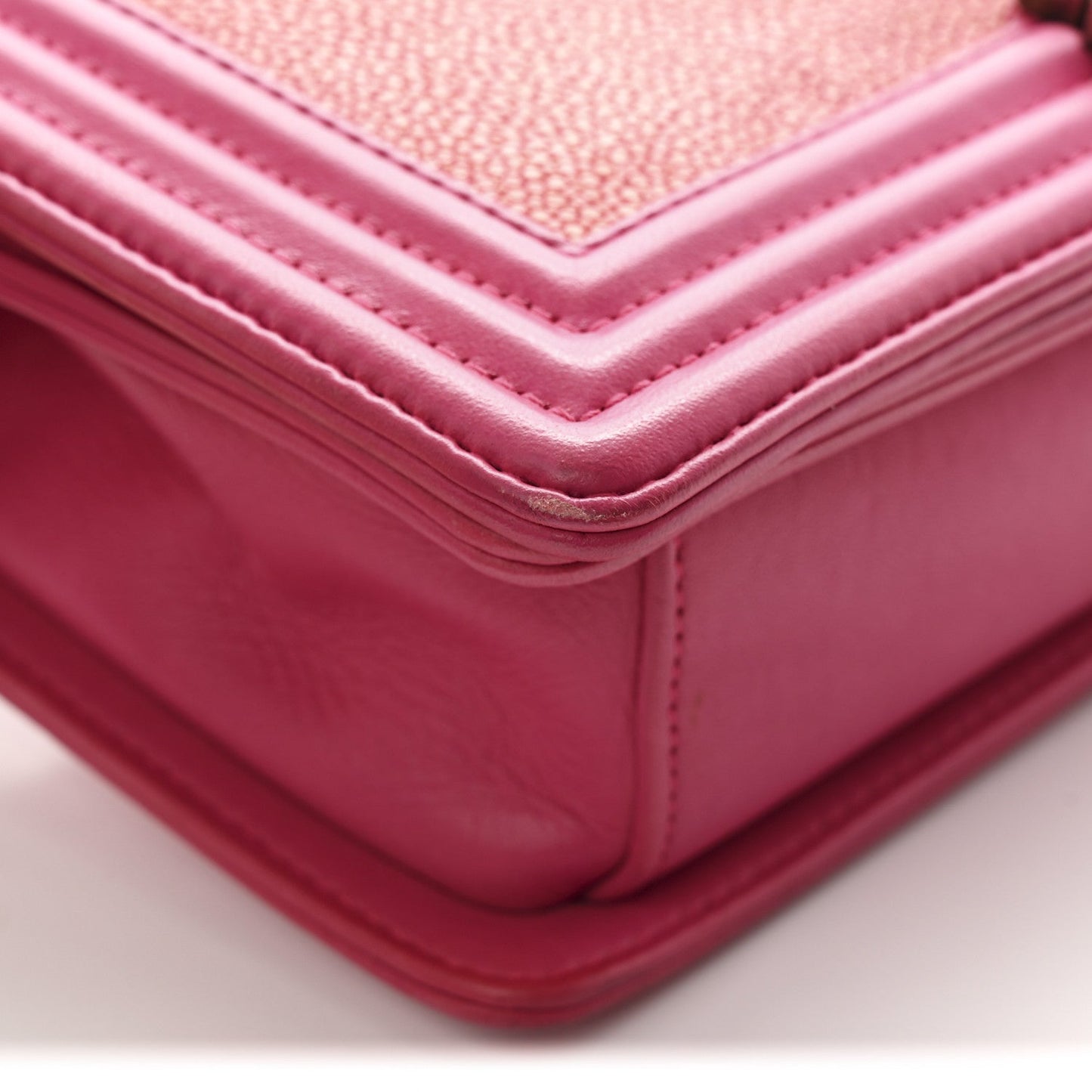 Galuchat Stingray Medium Boy Flap Pink
