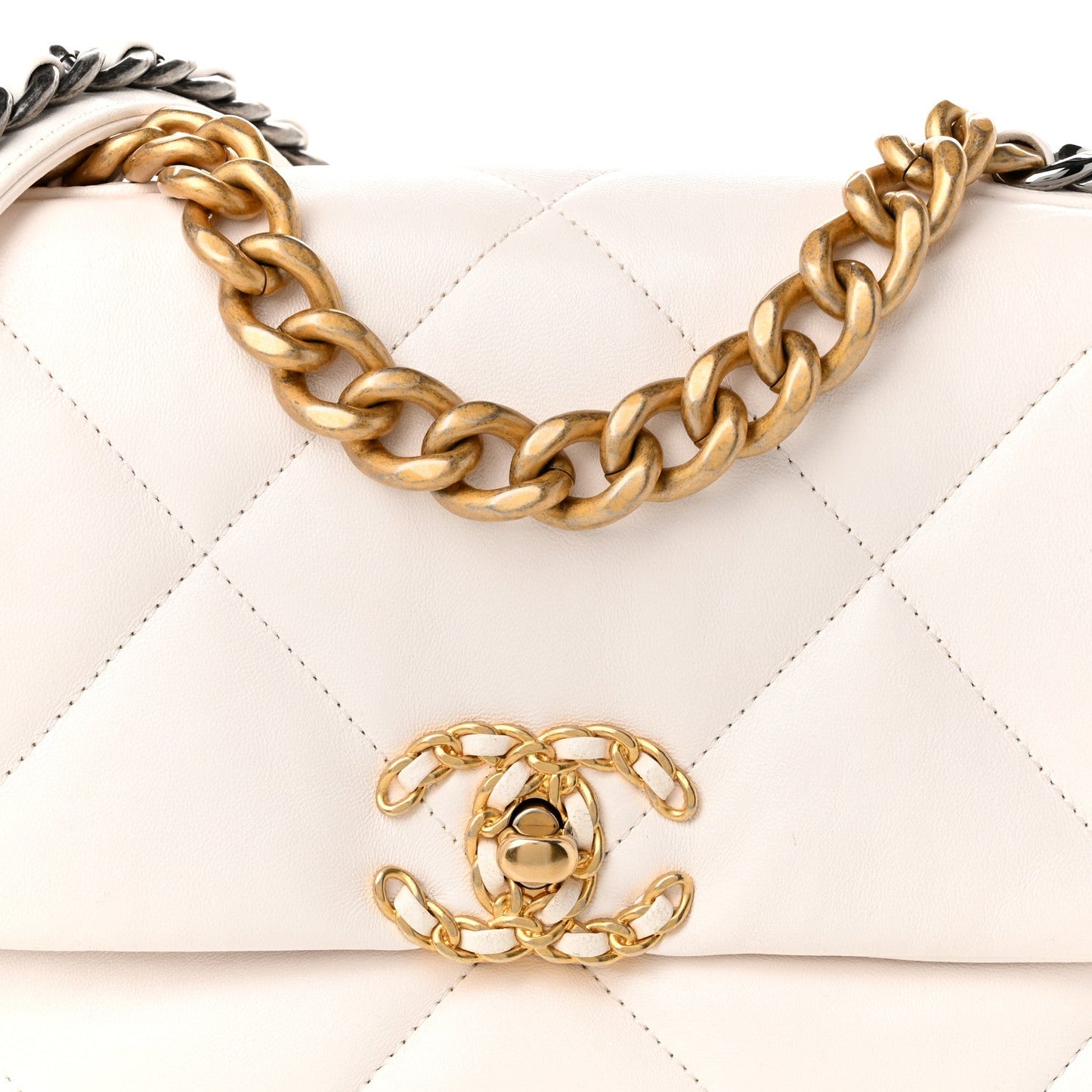 Lambskin Quilted Medium Chanel 19 Flap White