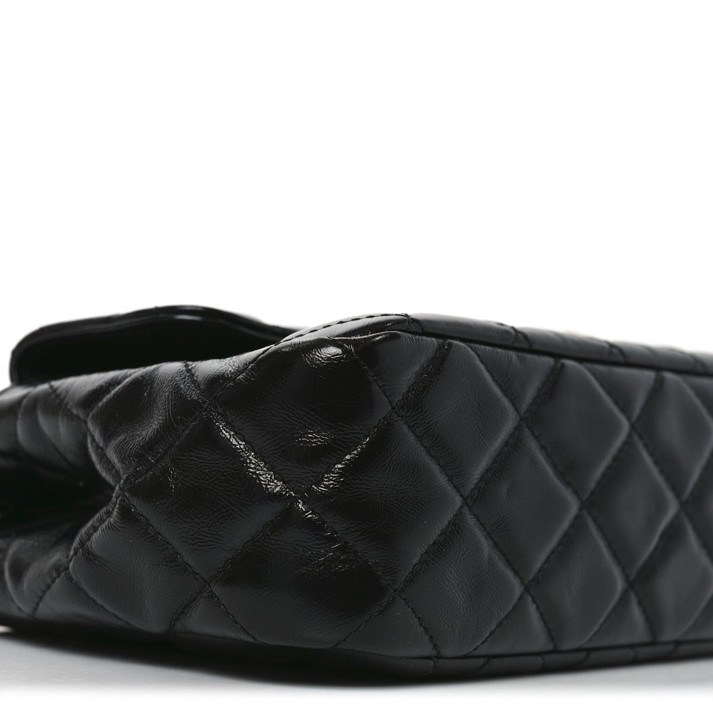 Shiny Crumpled Calfskin Quilted Wavy CC Hobo Black