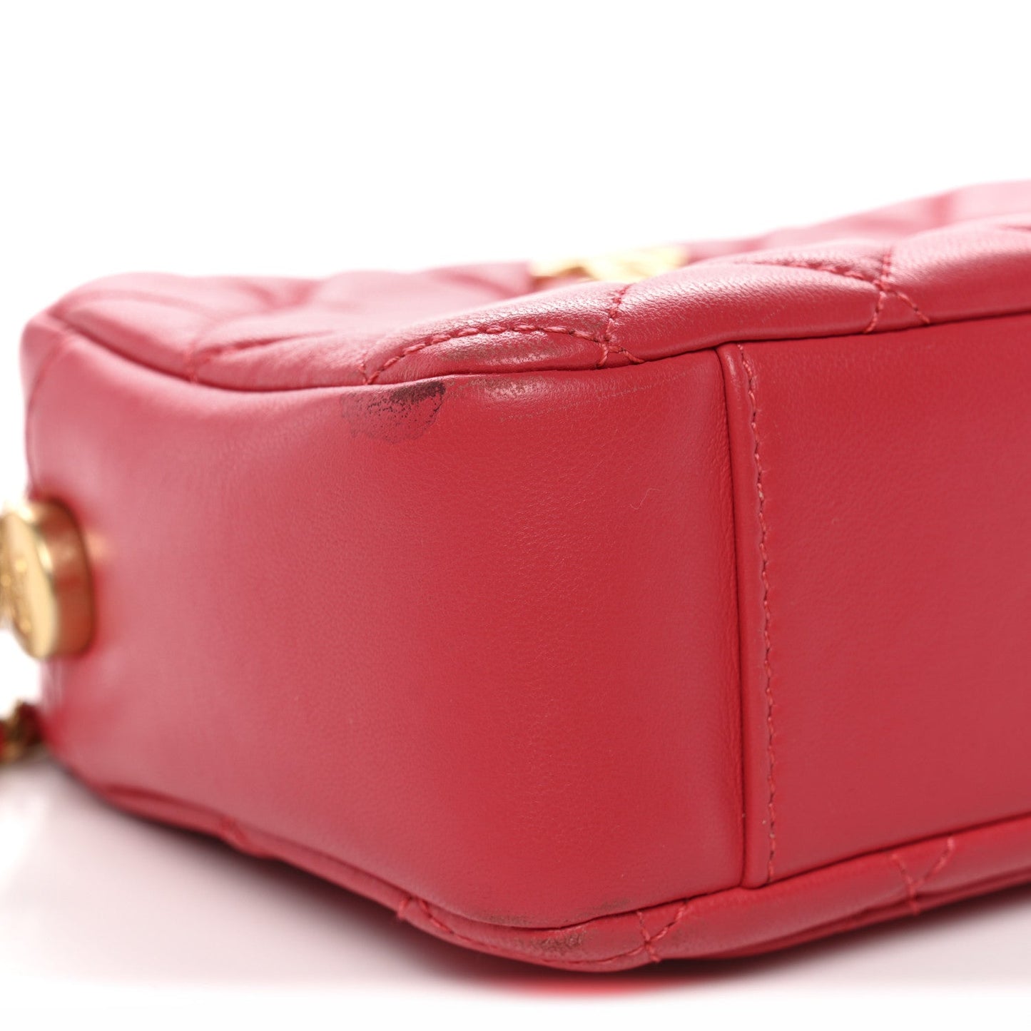 Lambskin Quilted CC Pearl Crush Camera Case Red