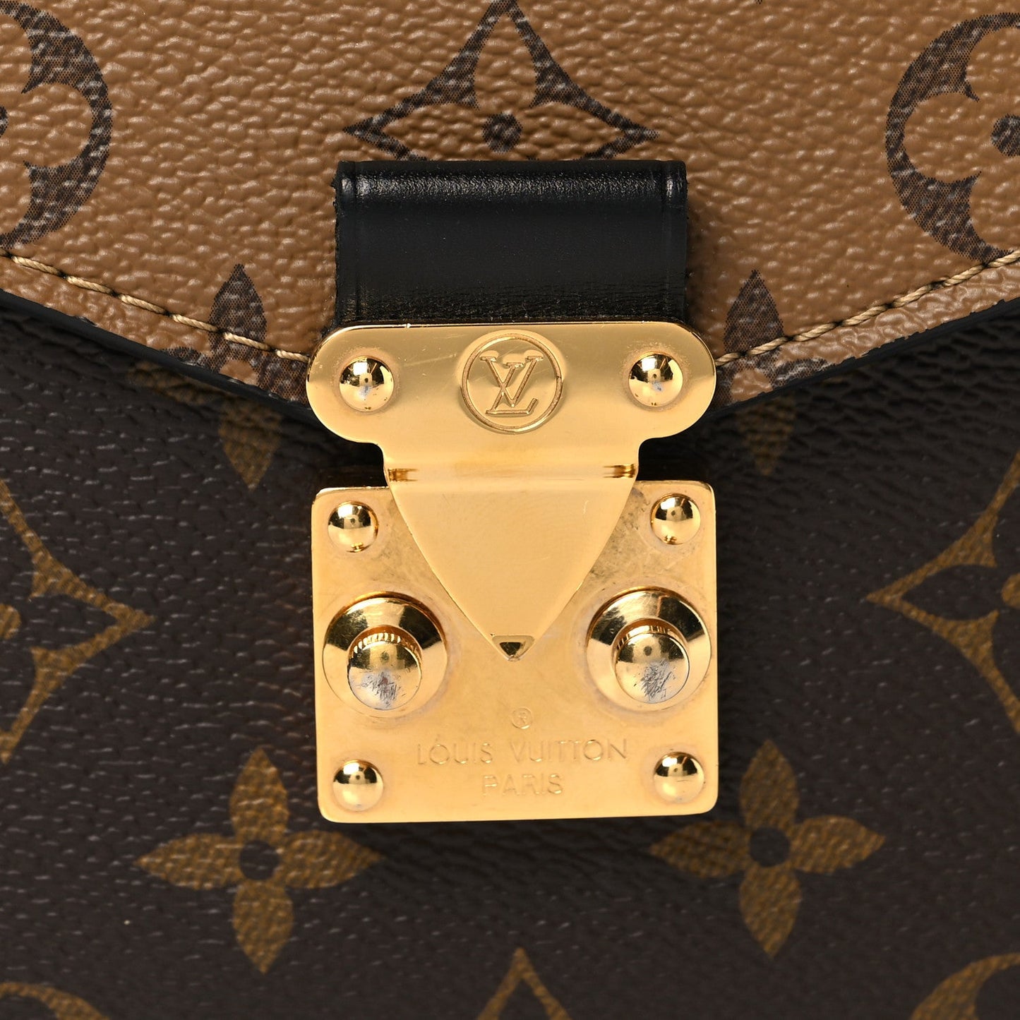 Reverse Monogram Pochette Metis