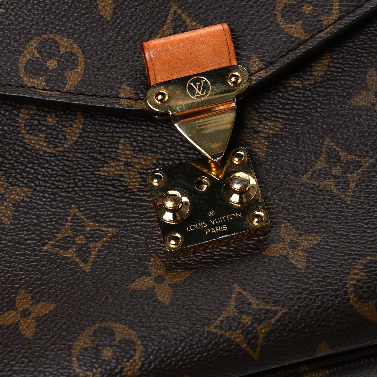 Monogram Pochette Metis