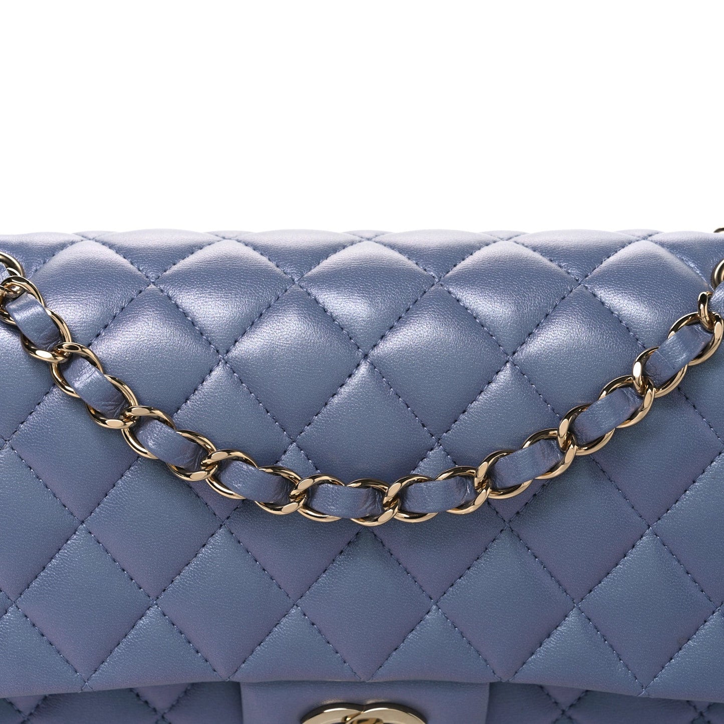 Iridescent Lambskin Quilted Medium Double Flap Light Purple