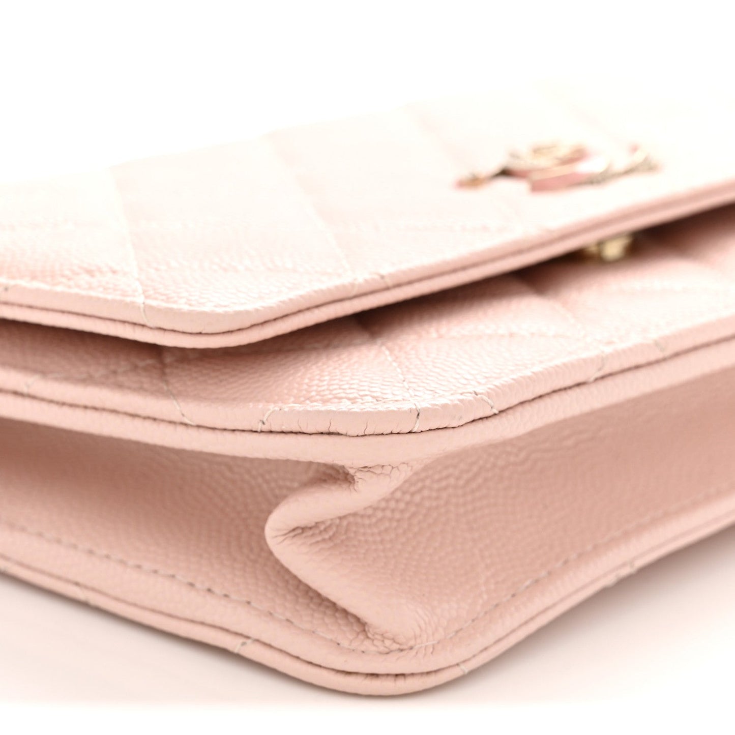 Caviar Quilted Crystal Enamel CC Wallet On Chain WOC Light Pink
