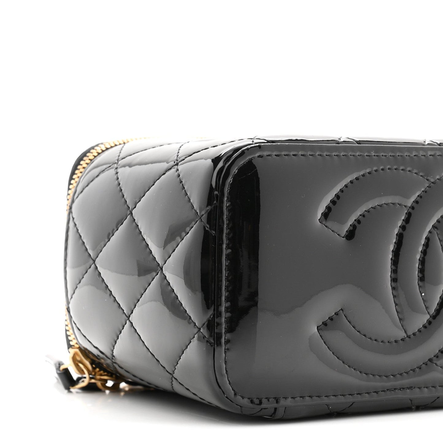 Patent Enamel Quilted Small Coco Hearts Vanity Case With Chain Black