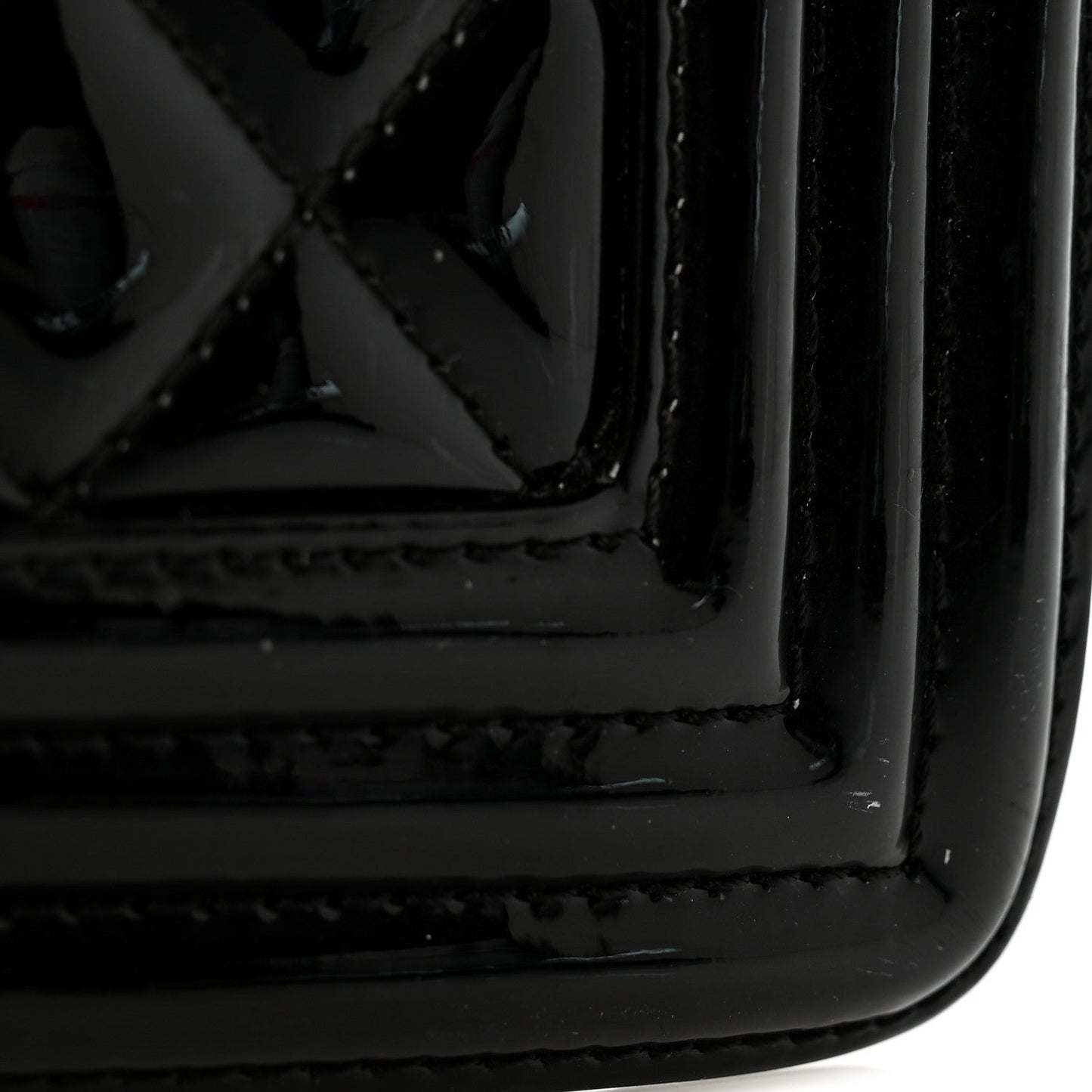 Patent Calfskin Quilted New Medium Plexiglass Boy Flap Black