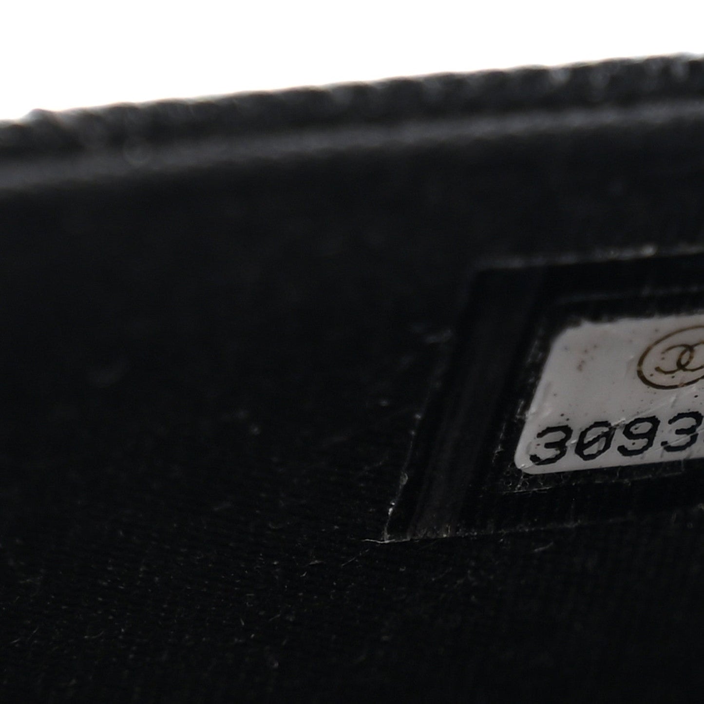 Caviar Quilted Golden Class Wallet On Chain WOC Black