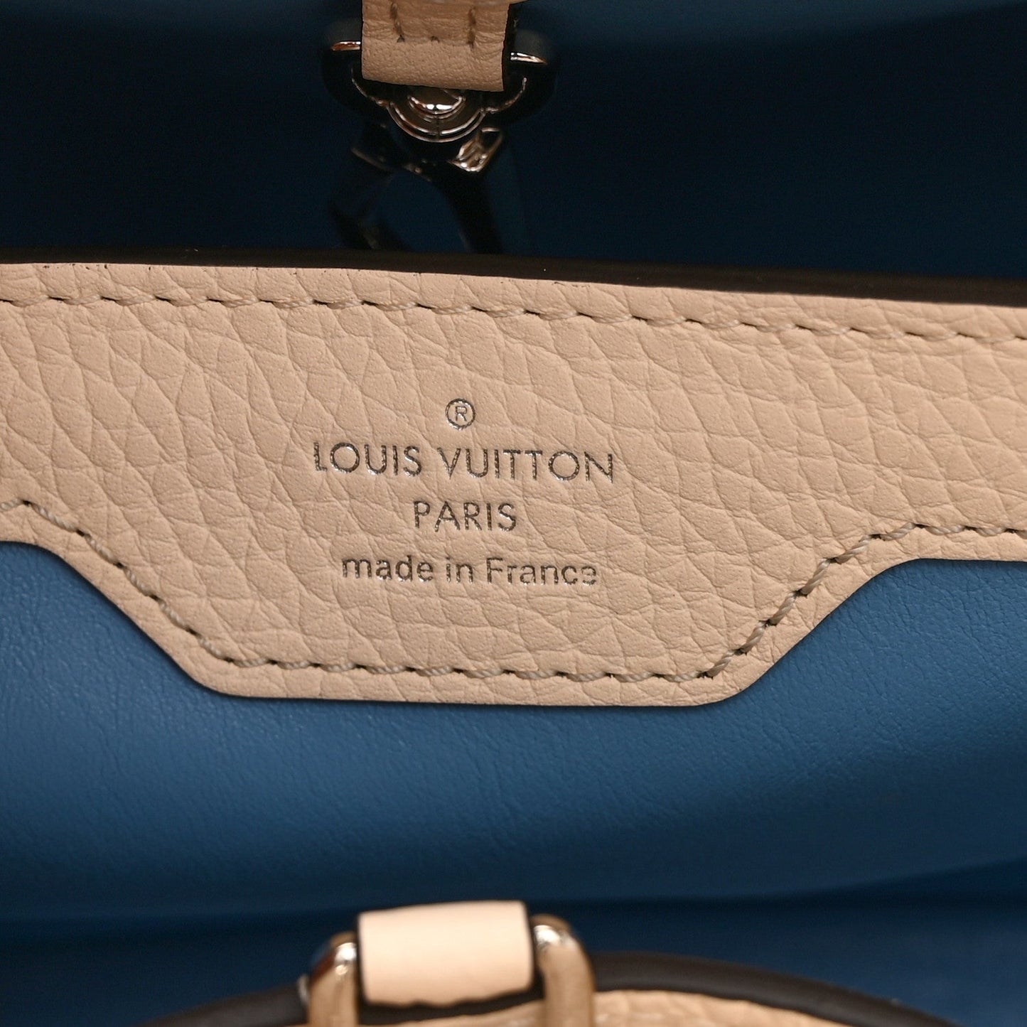 Taurillon Capucines MM Gradient Blue