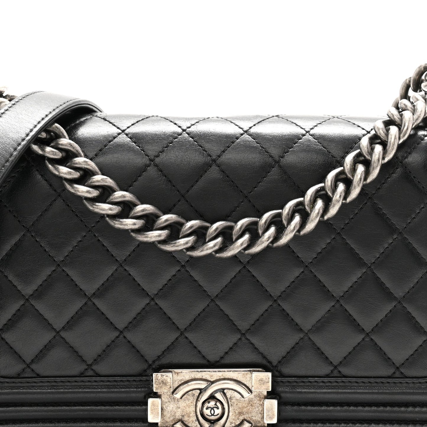 Lambskin Quilted Medium Boy Flap Black