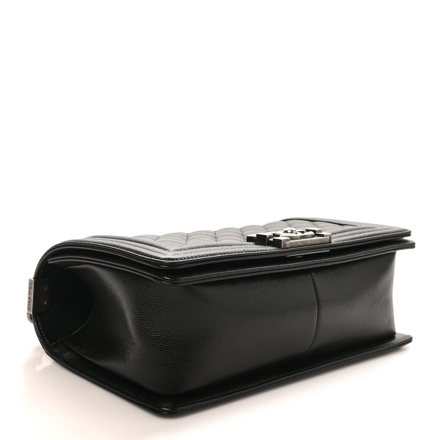 Caviar Quilted Medium Boy Flap Black