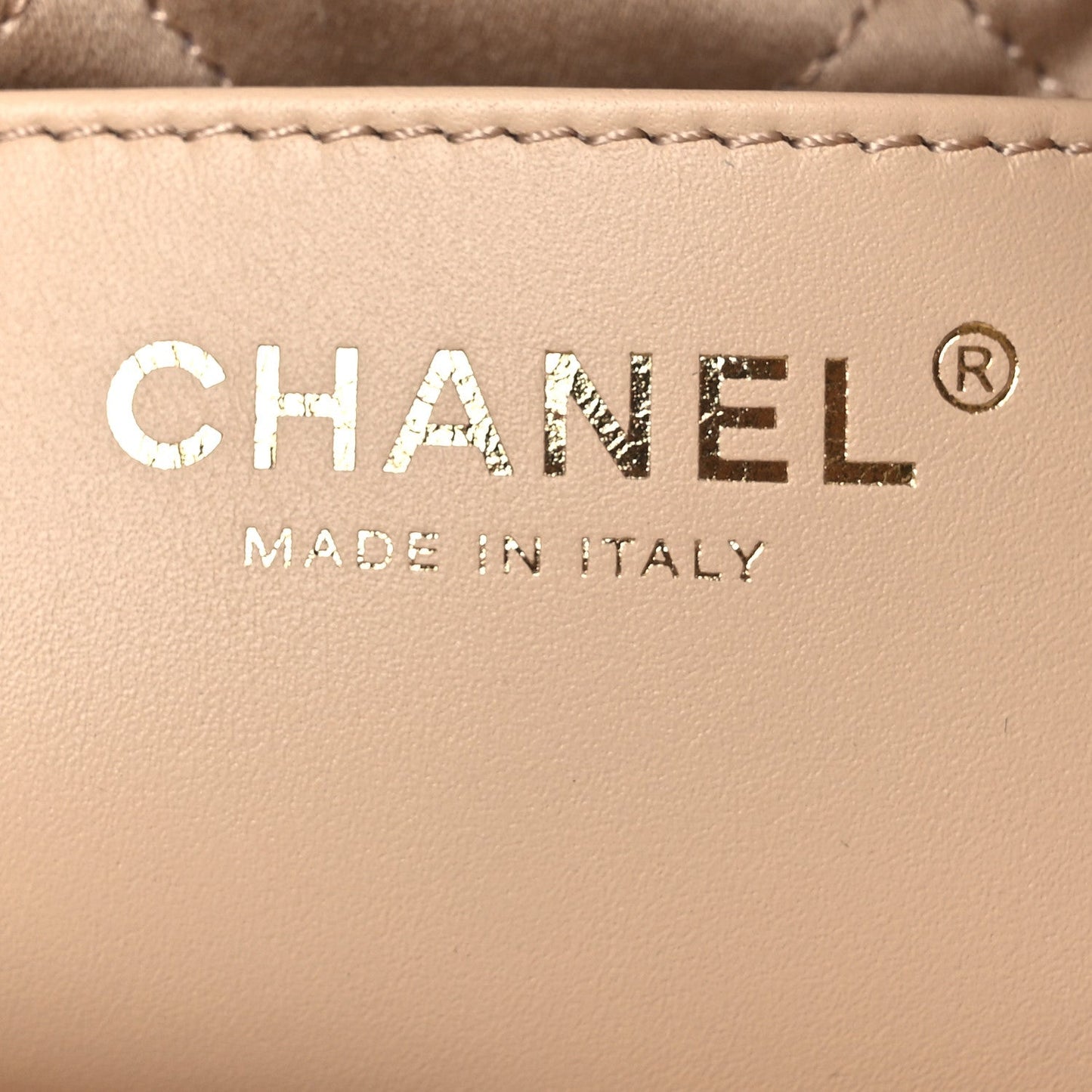 Shiny Calfskin Quilted Mini Chanel 22 White