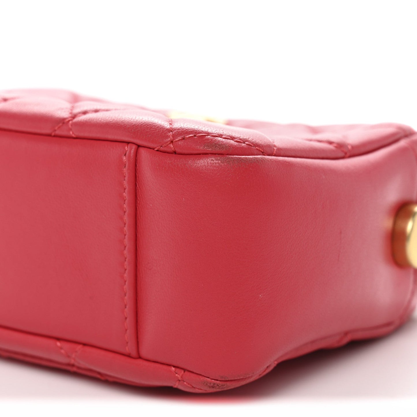 Lambskin Quilted CC Pearl Crush Camera Case Red
