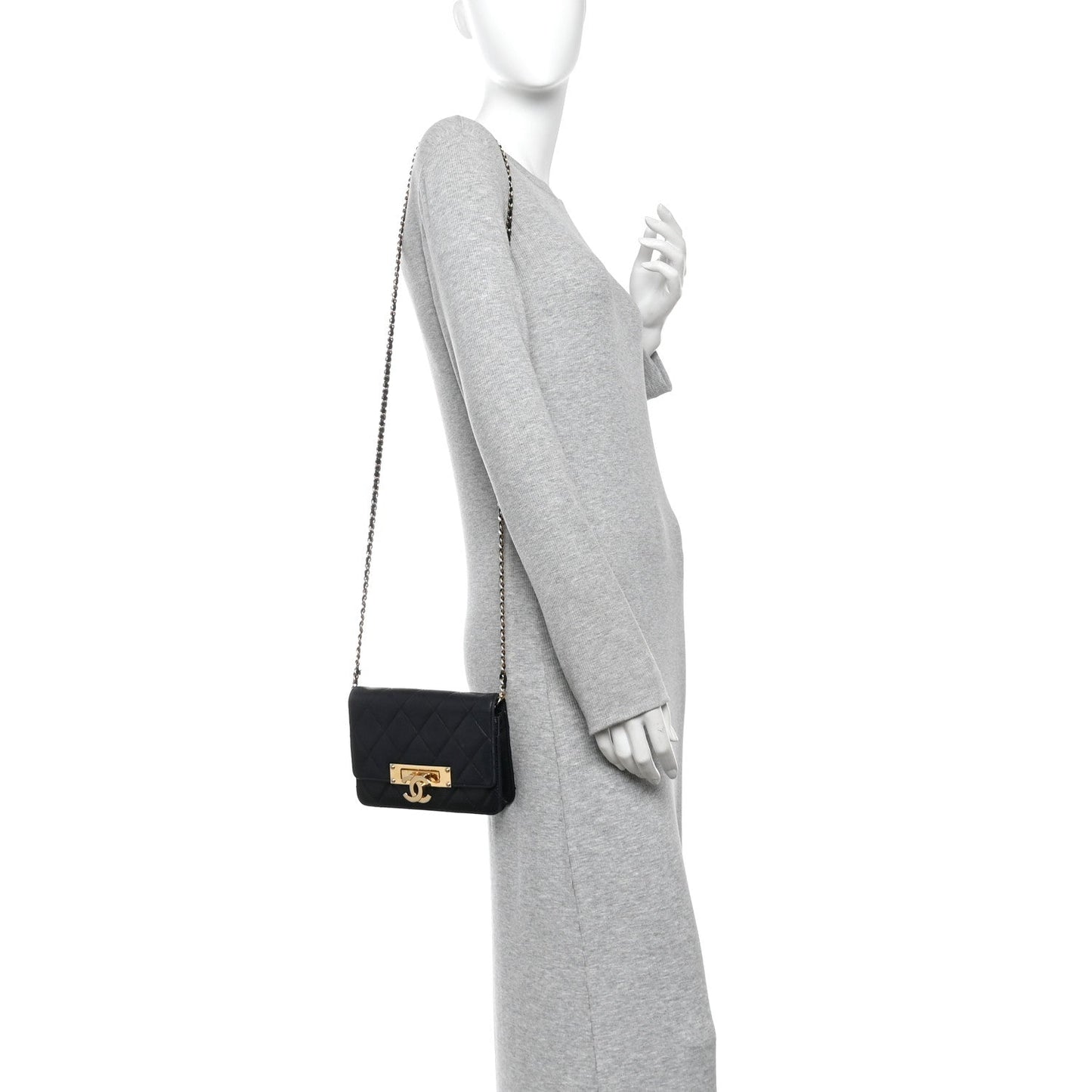 Lambskin Quilted Golden Class Wallet on Chain WOC Black