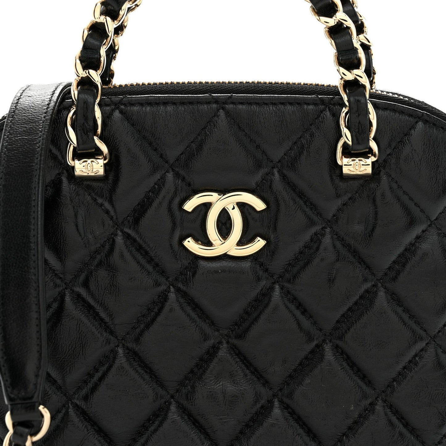 Shiny Lambskin Quilted Shiny Coco Clutch With Chain Black