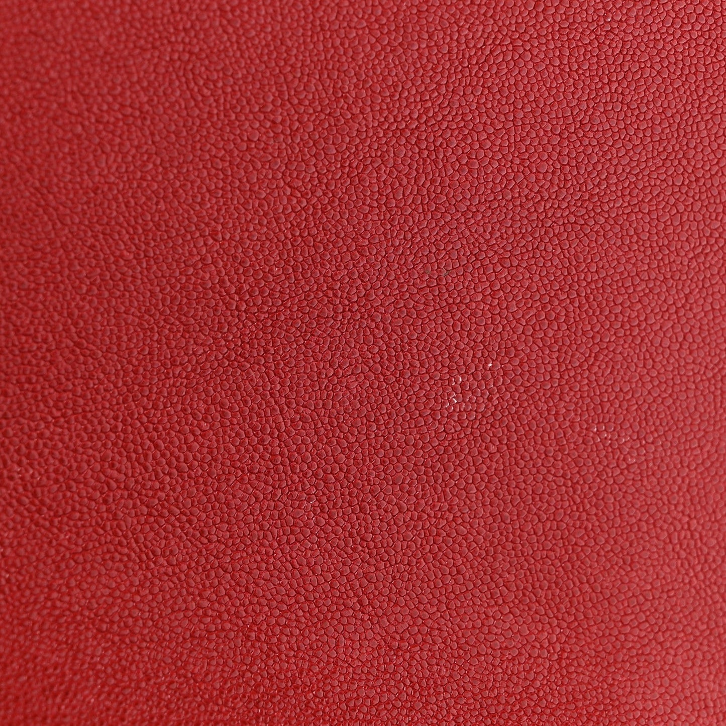Caviar Quilted Medium Boy Flap Red