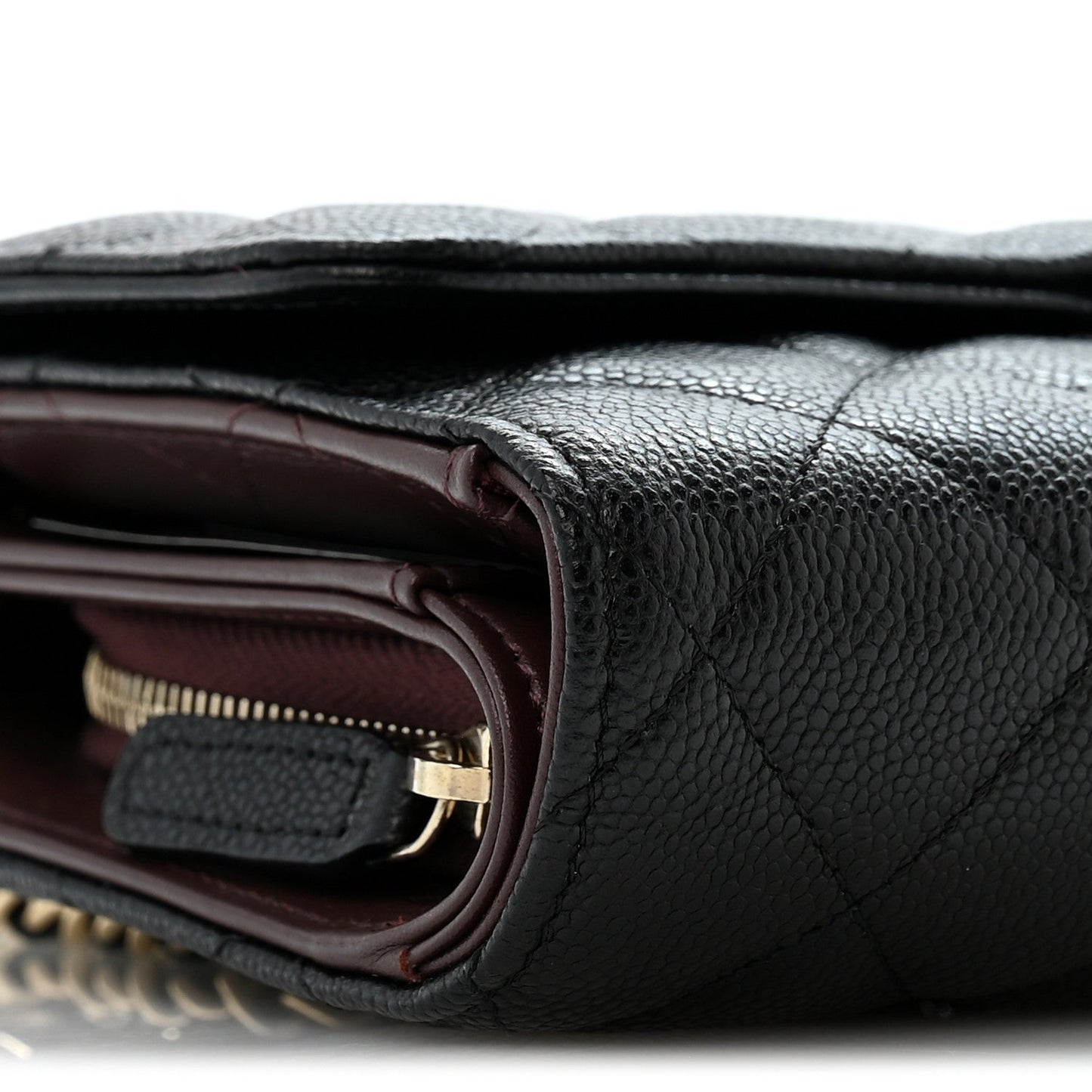 Caviar Quilted Compact Wallet On Chain WOC Black
