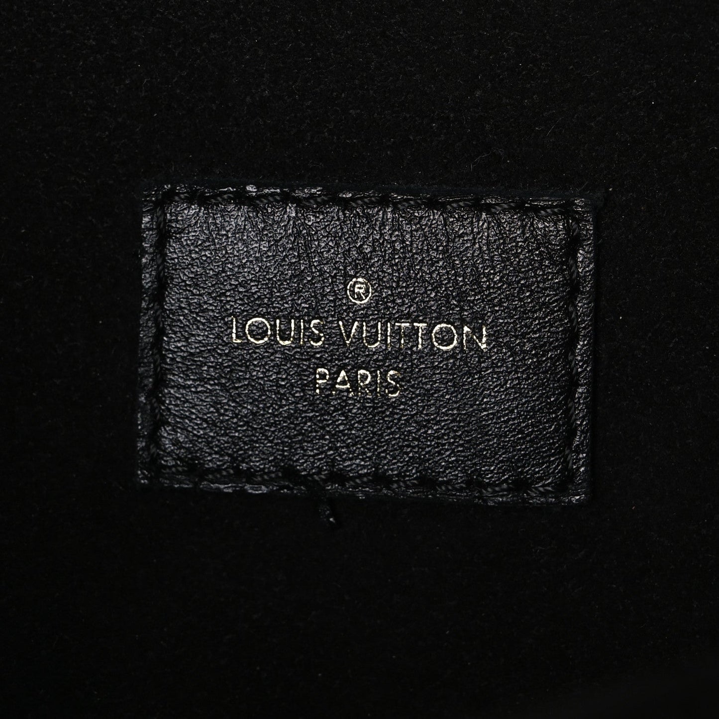 Reverse Monogram Pochette Metis