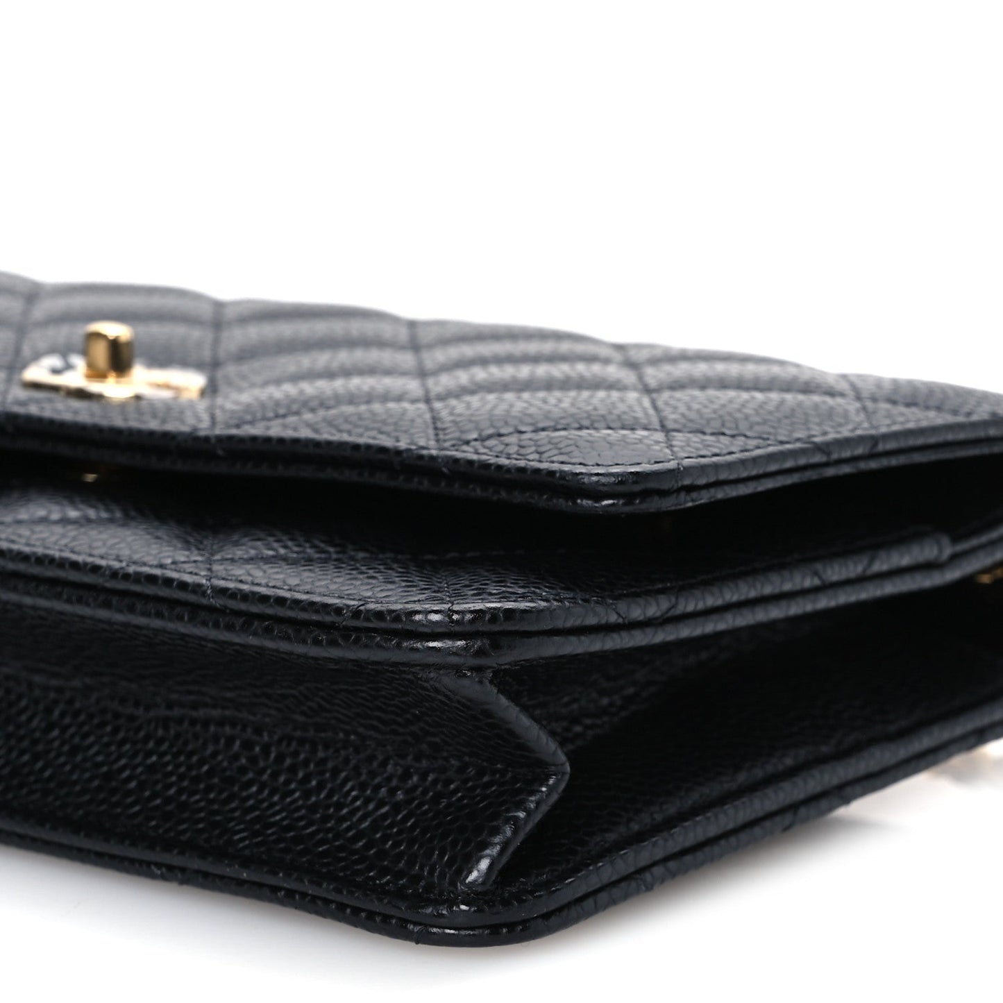Caviar Quilted CC Turnlock Wallet On Chain WOC Black