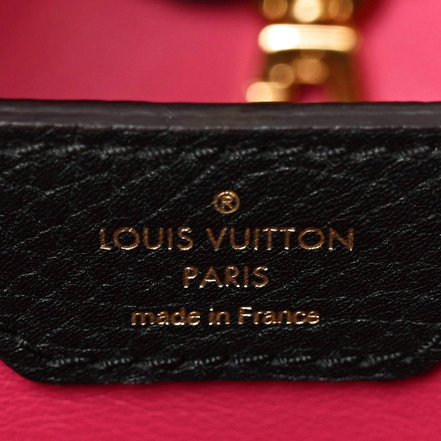 Taurillon Capucines PM Black