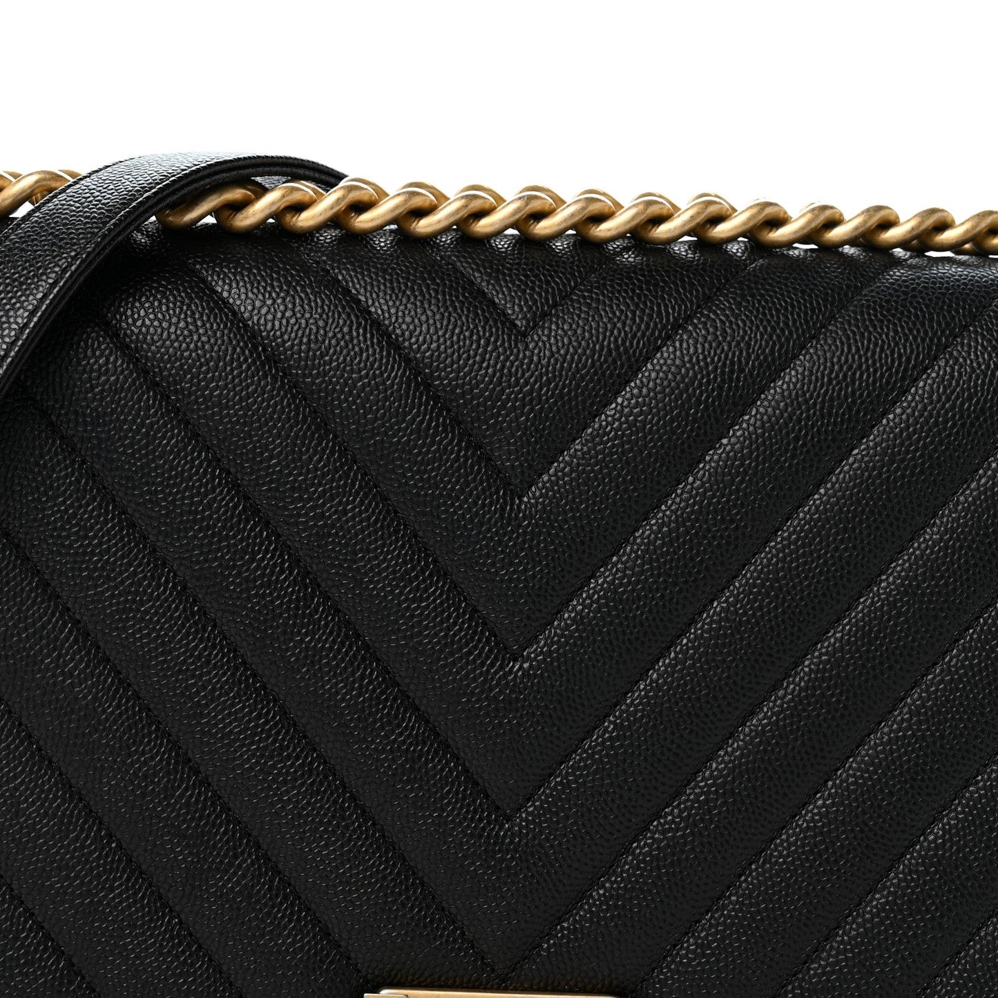 Caviar Chevron Quilted New Medium Boy Flap Black