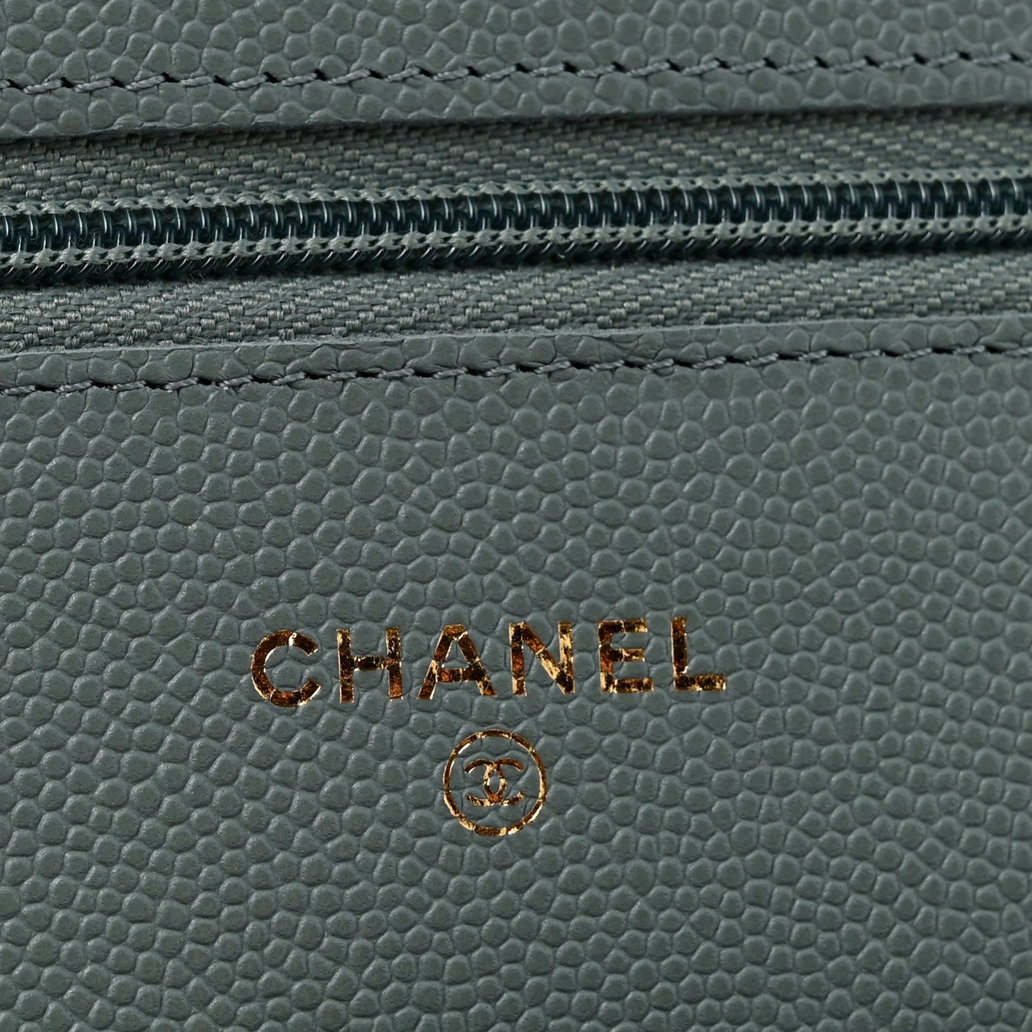 Caviar Quilted Wallet on Chain WOC Light Blue