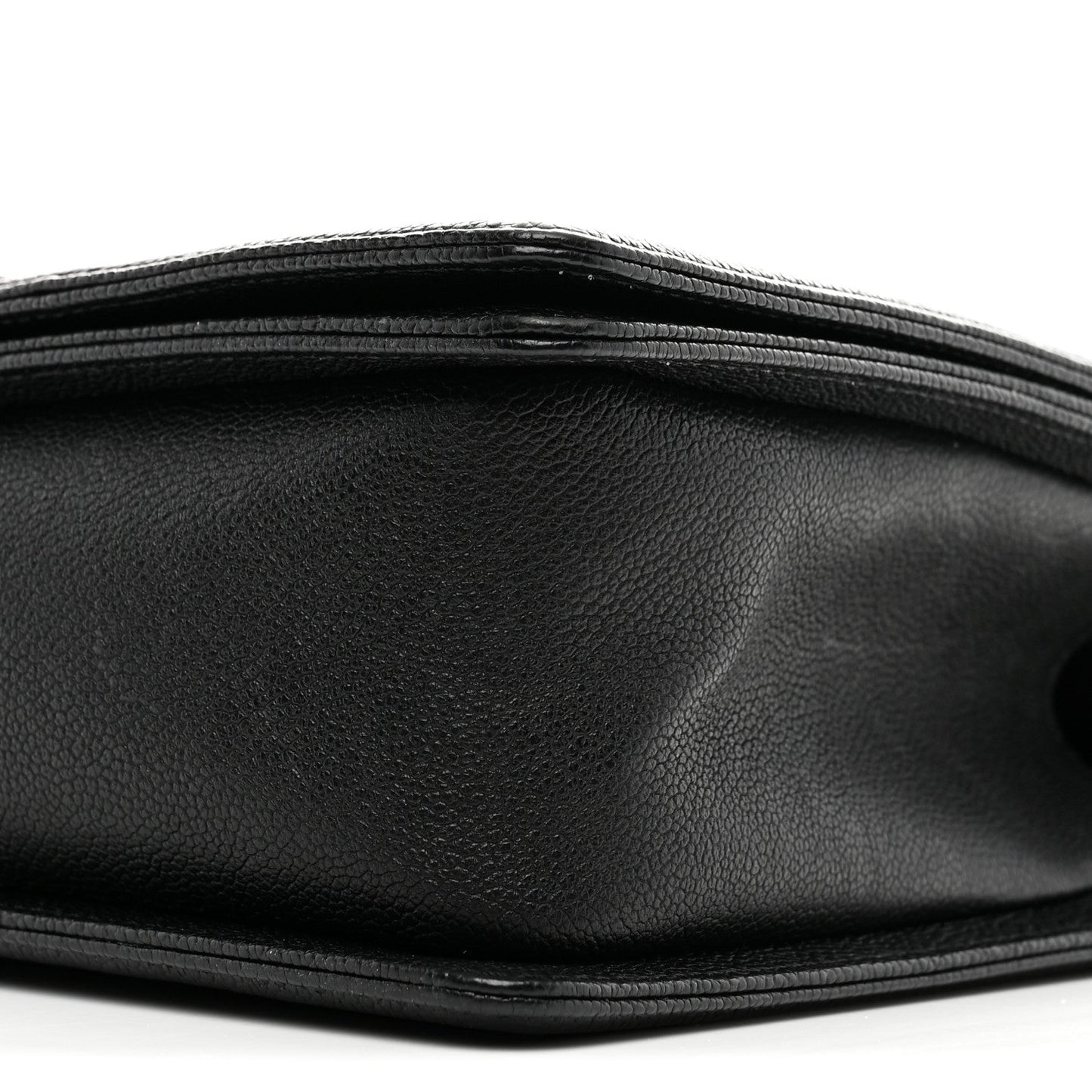 Caviar Quilted New Medium Boy Flap Black