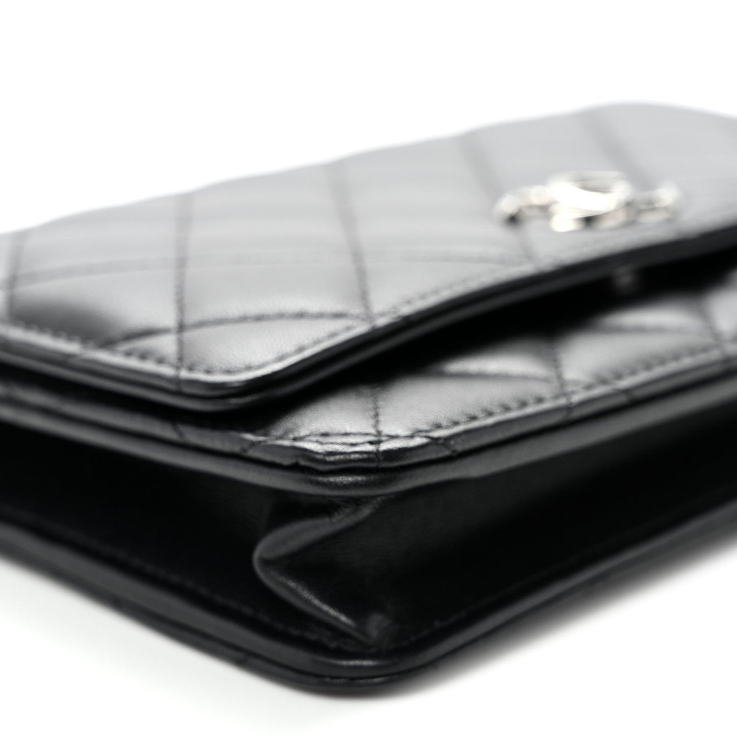 Lambskin Quilted Enamel CC Wallet on Chain WOC Black