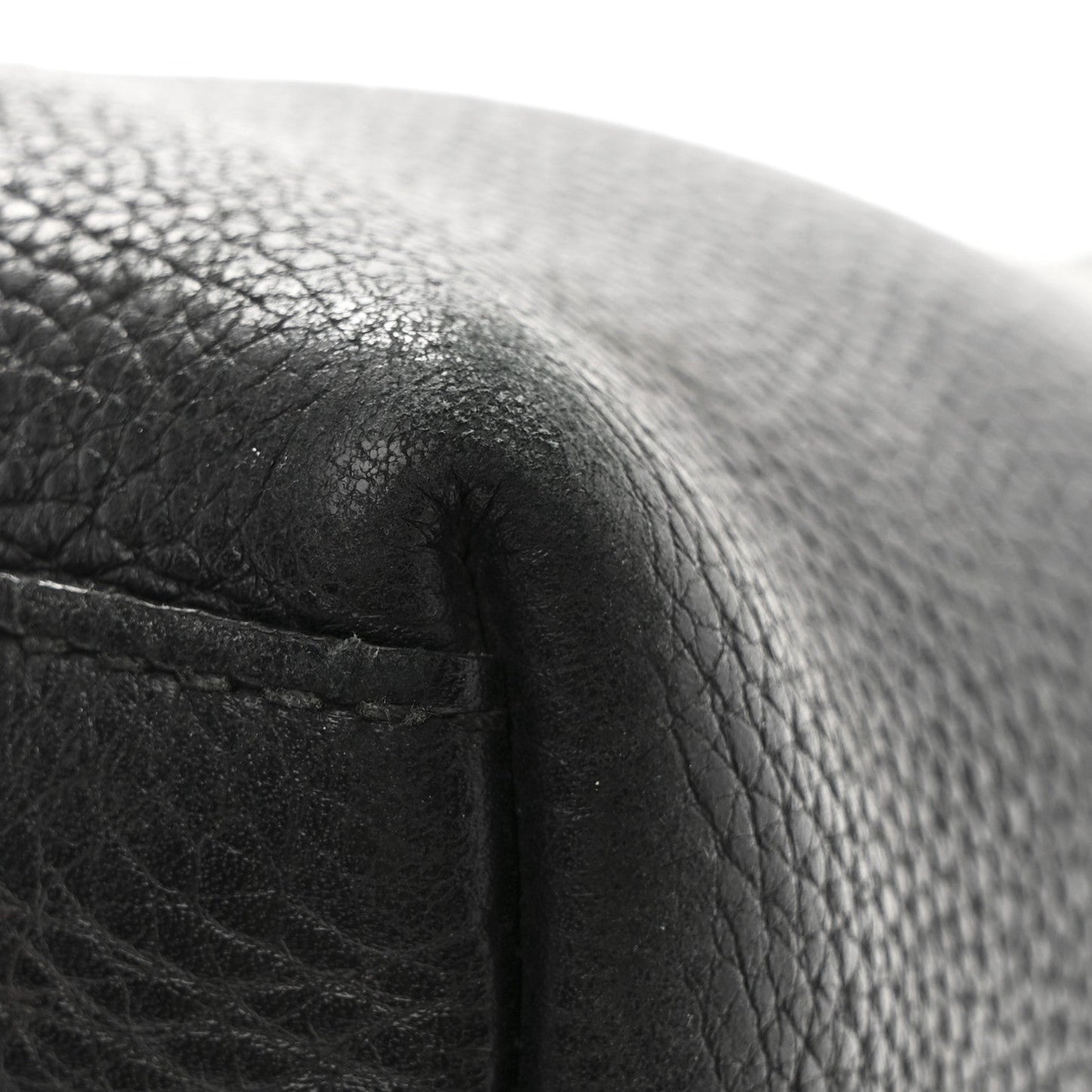 Pebbled Calfskin Medium Soho Chain Shoulder Bag Black