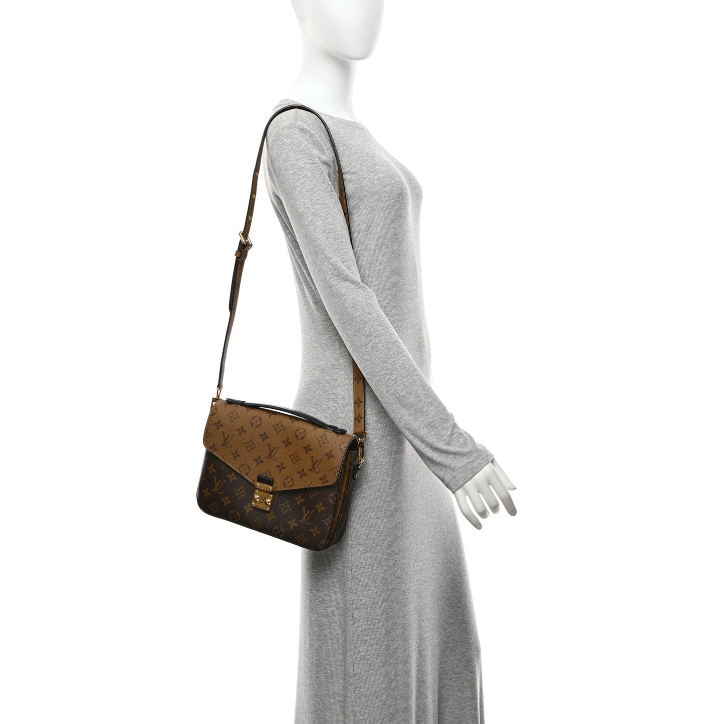 Reverse Monogram Pochette Metis