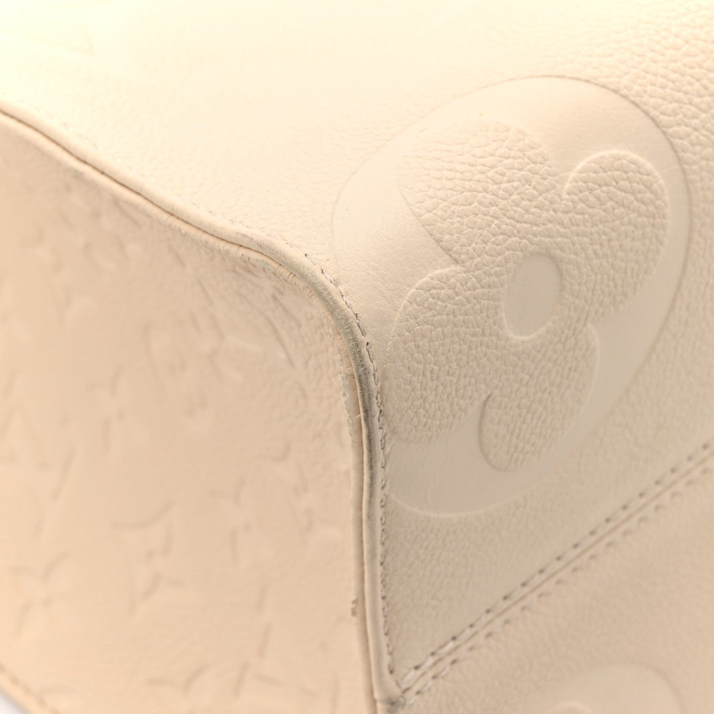 Empreinte Monogram Giant Onthego PM Cream Beige