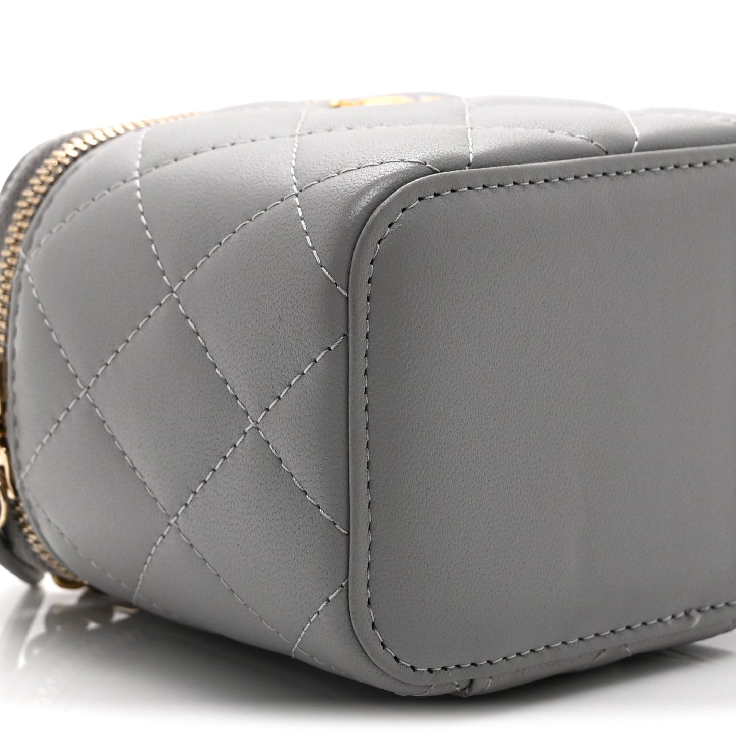 Lambskin Quilted Pearl Crush Mini Vanity Case With Chain Light Purple