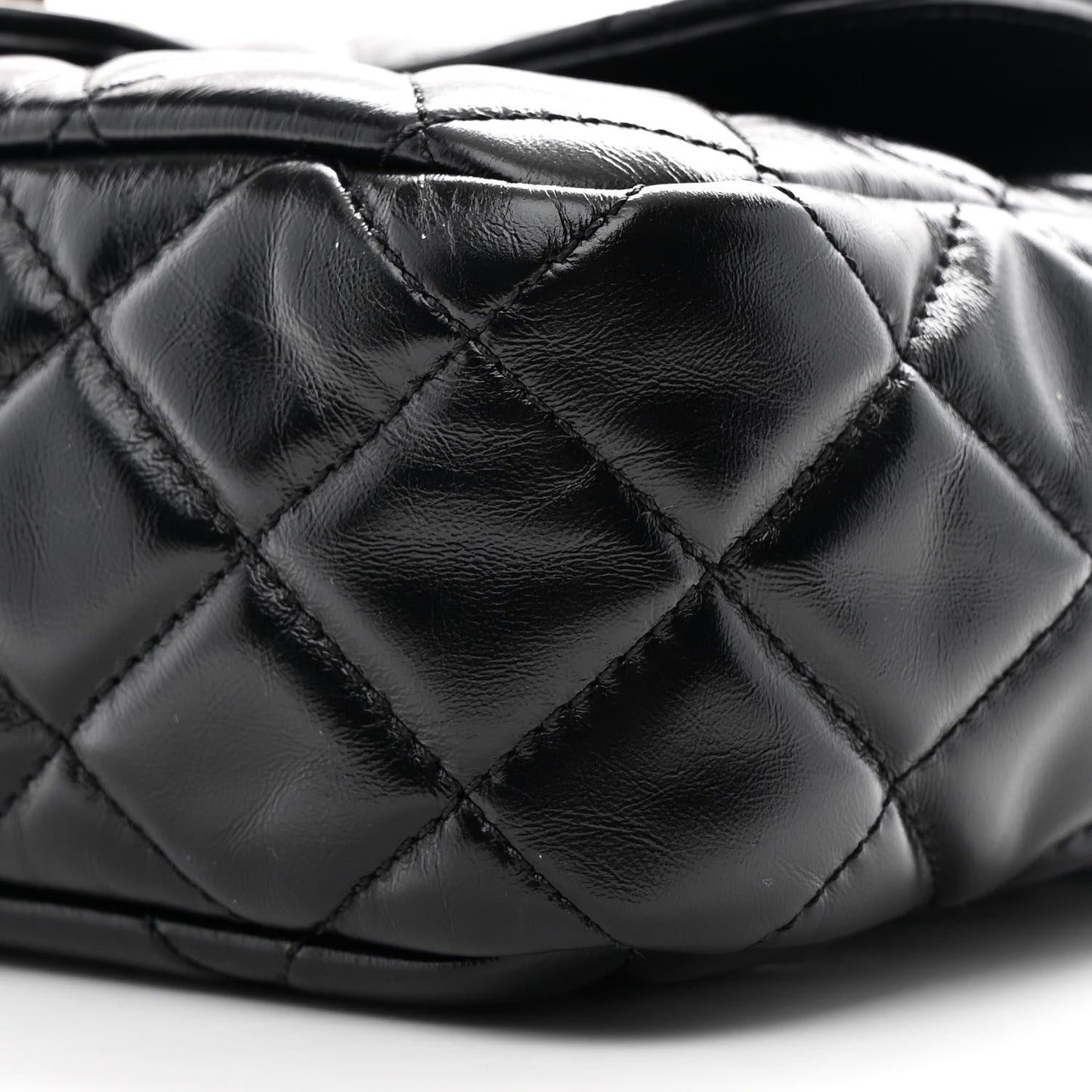 Shiny Crumpled Calfskin Quilted Wavy CC Hobo Black