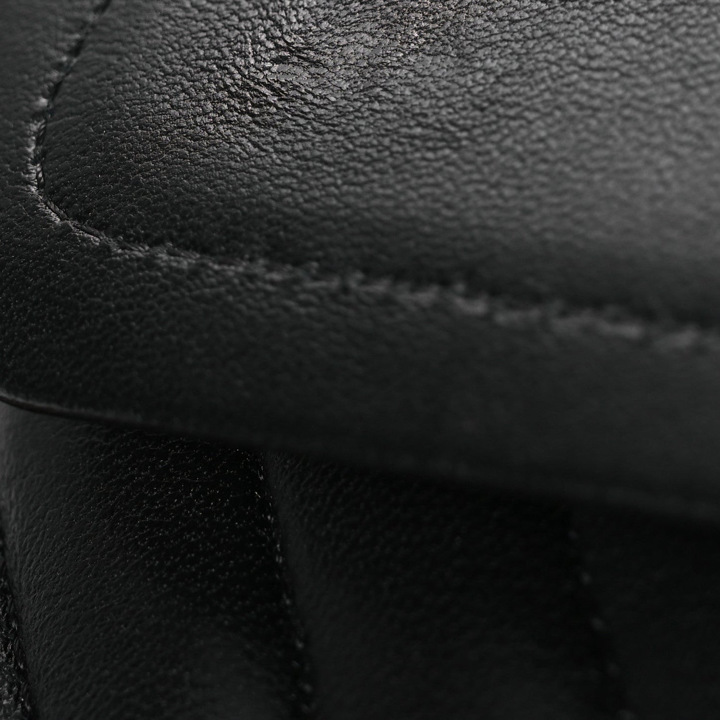 Lambskin Chevron Quilted Medium Double Flap Black