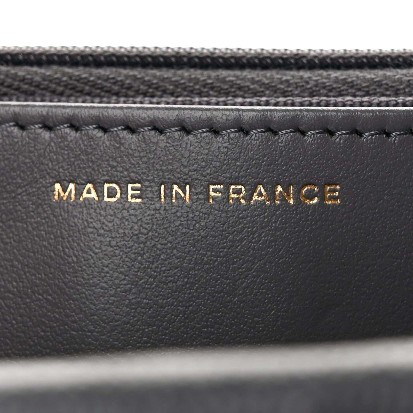 Caviar Quilted Wallet on Chain WOC Grey