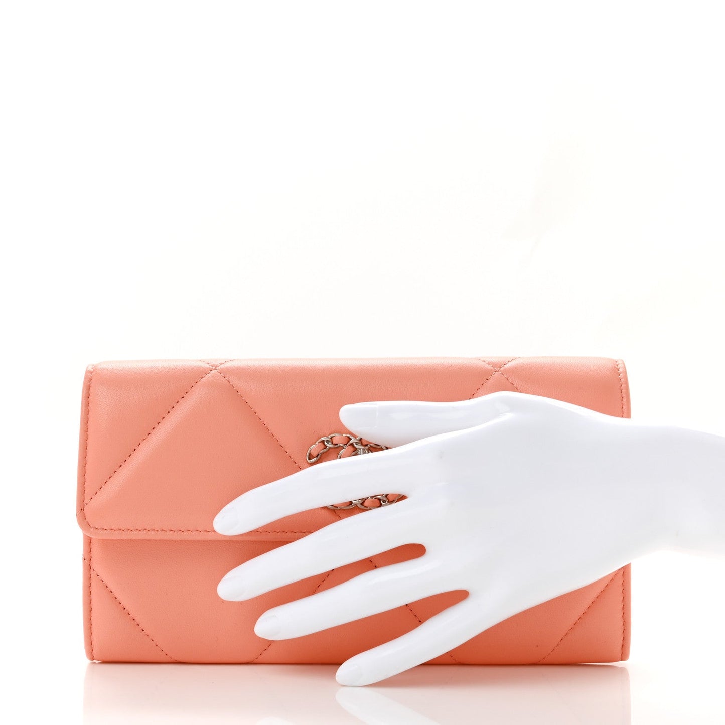 Lambskin Quilted Chanel 19 Flap Wallet Light Pink