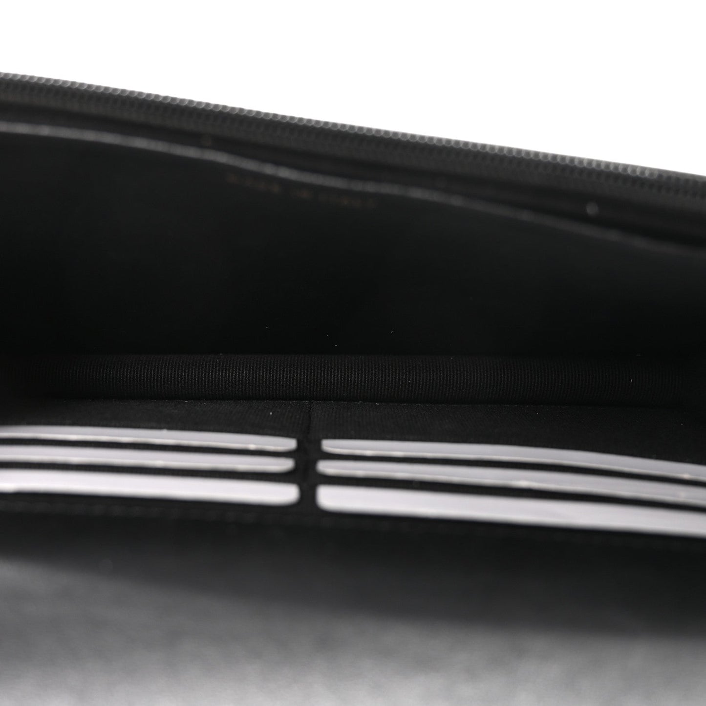 Lambskin Quilted Pearl Wallet On Chain WOC Black