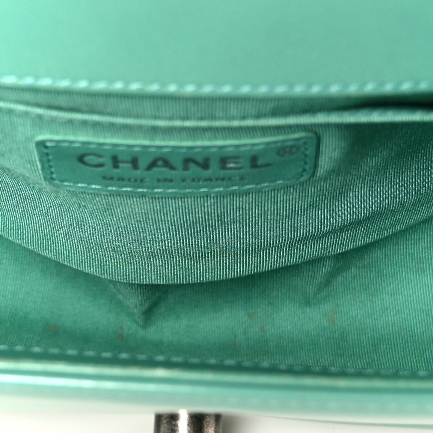 Glazed Calfskin Medium Boy Flap Green