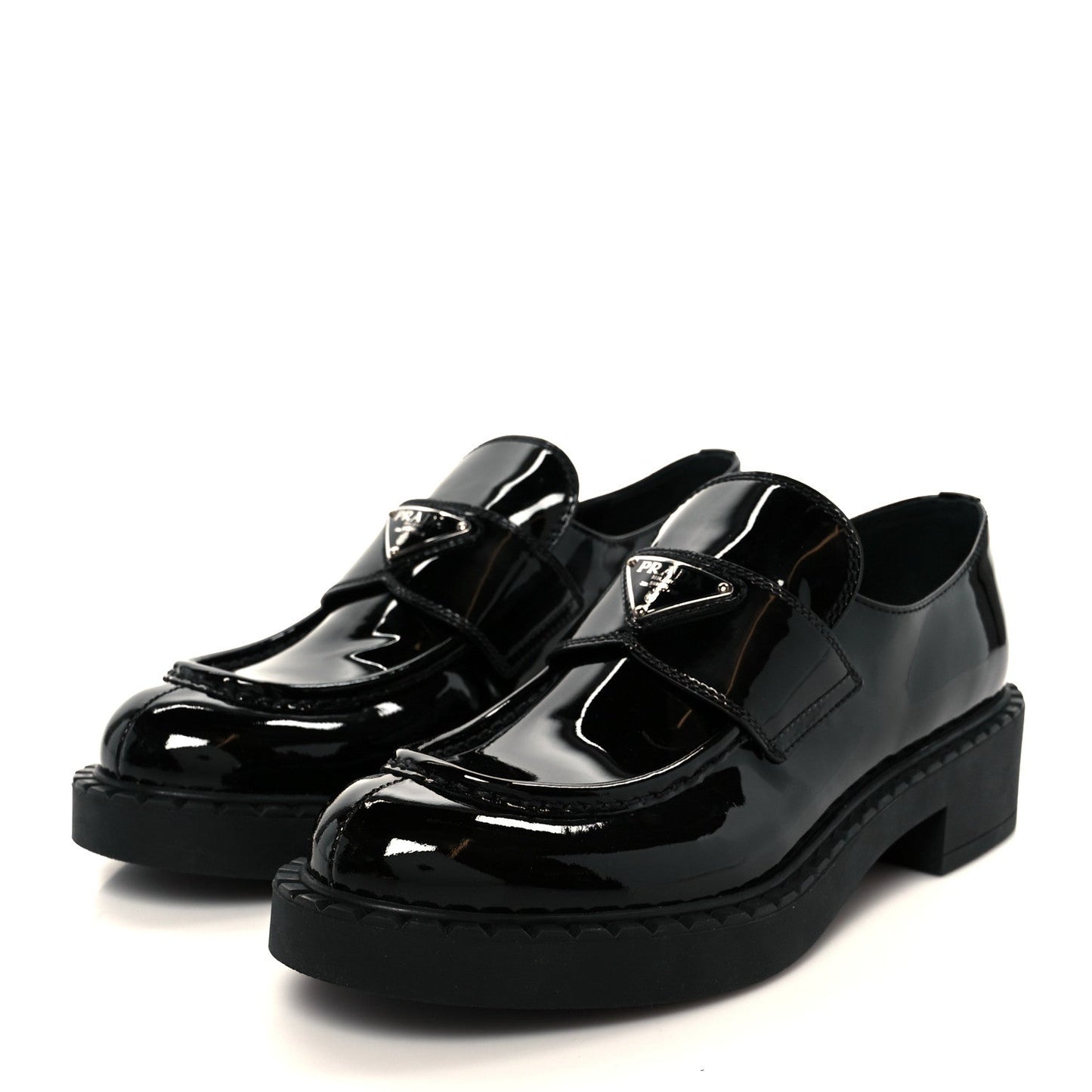 Vernice Metal Triangle Logo 50mm Loafers 39.5 Black