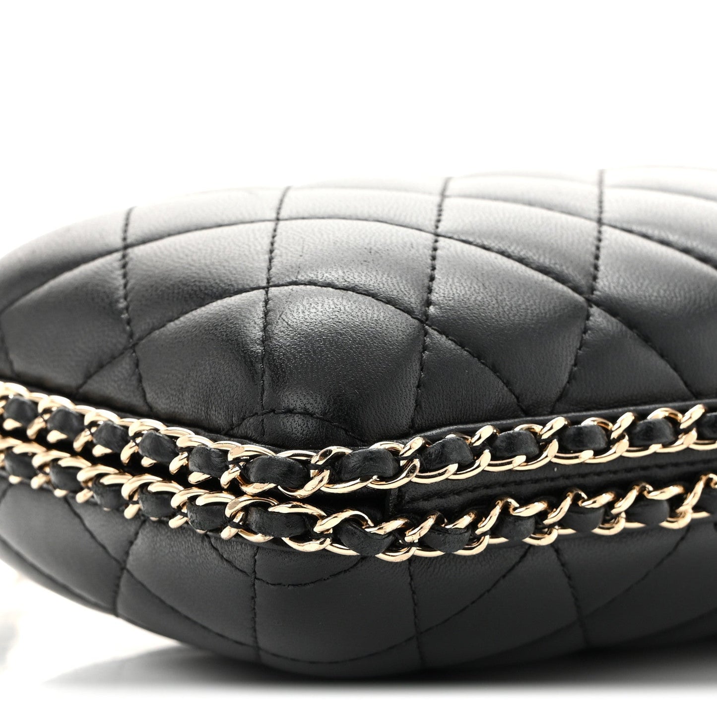 Lambskin Quilted Chain Around Clutch Black